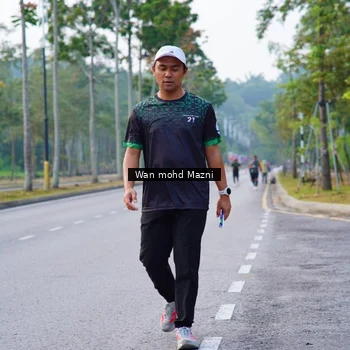Runner Photo 8307853
