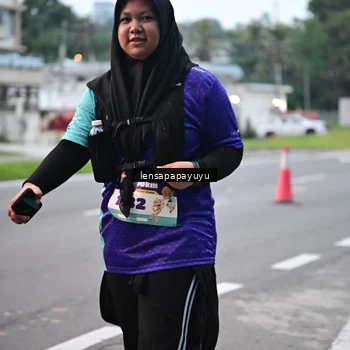 Runner Photo 8307863