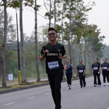 Runner Photo 8307870