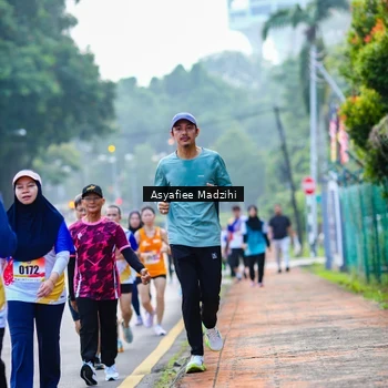 Runner Photo 8307887
