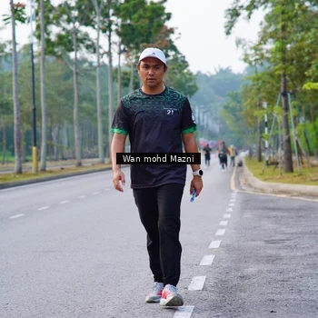 Runner Photo 8307895