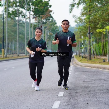 Runner Photo 8307909