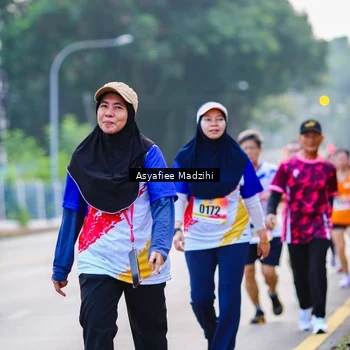 Runner Photo 8307910