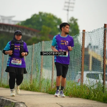 Runner Photo 8307912