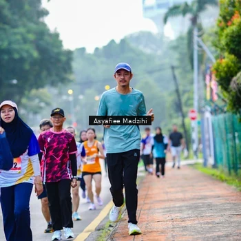 Runner Photo 8307917