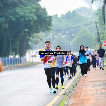 Runner Photo 8307944