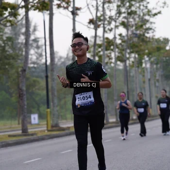 Runner Photo 8307949