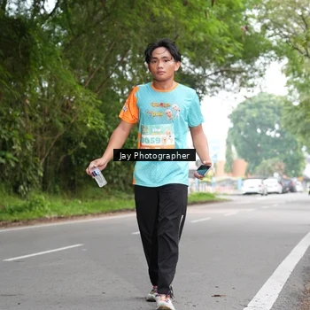 Runner Photo 8307954