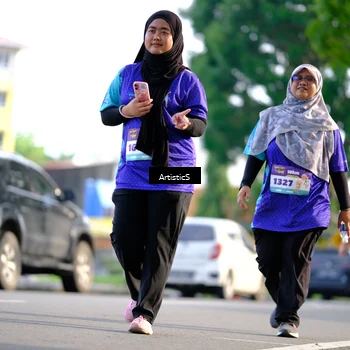 Runner Photo 8307963