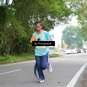 Runner Photo 8307971