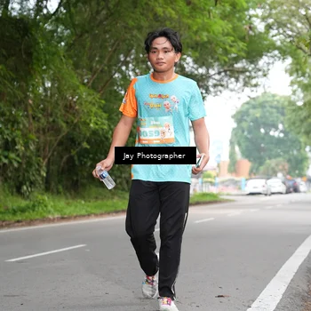 Runner Photo 8307972