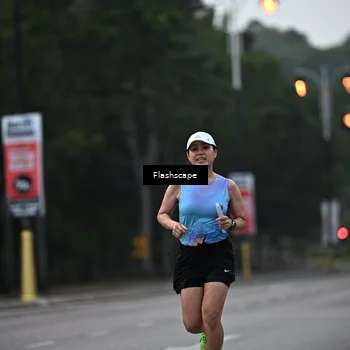 Runner Photo 8307981