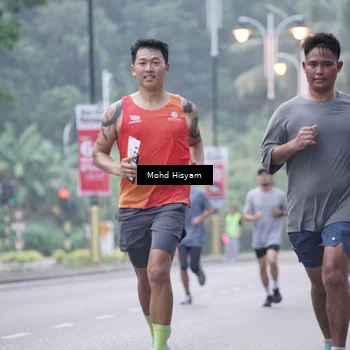 Runner Photo 8307998