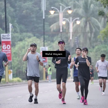 Runner Photo 8308014
