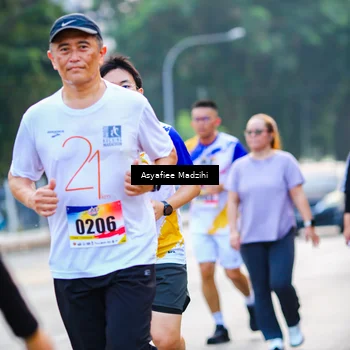 Runner Photo 8308023
