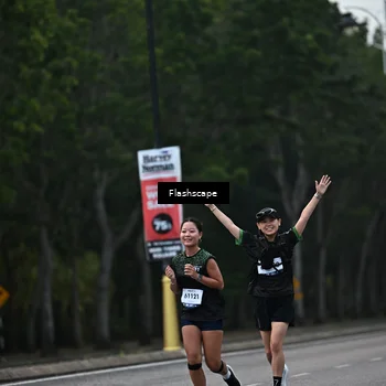 Runner Photo 8308027