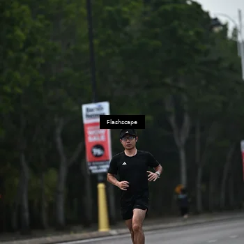 Runner Photo 8308056