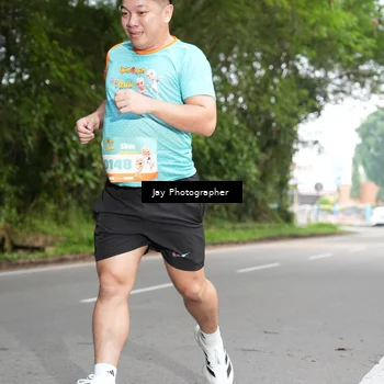Runner Photo 8308083