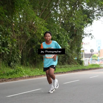 Runner Photo 8308090