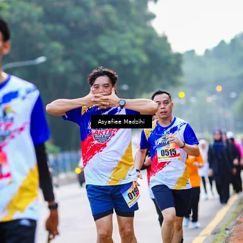 Runner Photo 8308095