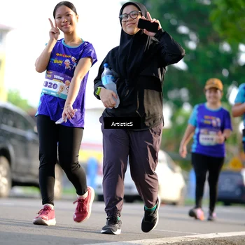 Runner Photo 8308113