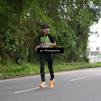 Runner Photo 8308117