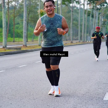 Runner Photo 8308135