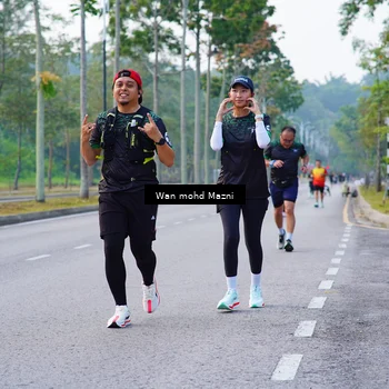 Runner Photo 8308147