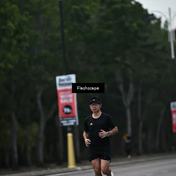 Runner Photo 8308168