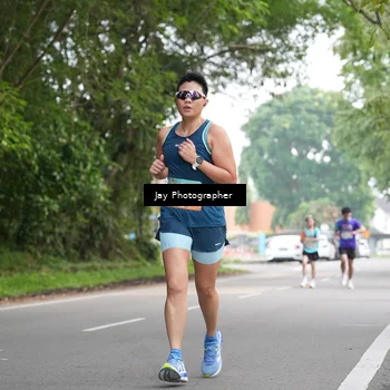 Runner Photo 8308186
