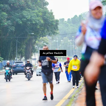 Runner Photo 8308264
