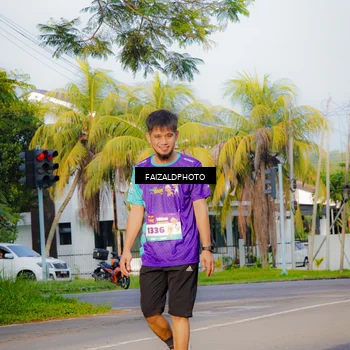 Runner Photo 8308271