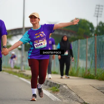Runner Photo 8308275