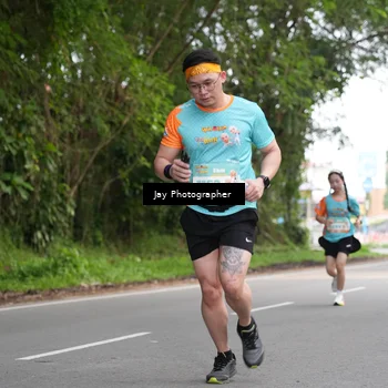 Runner Photo 8308287