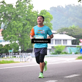 Runner Photo 8308310