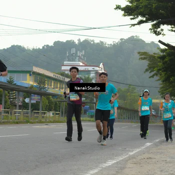 Runner Photo 8308311