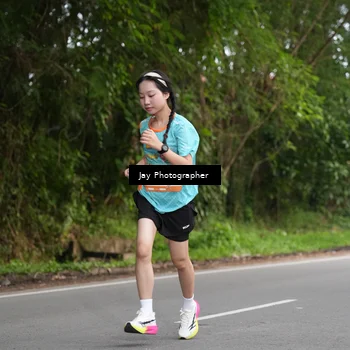 Runner Photo 8308326