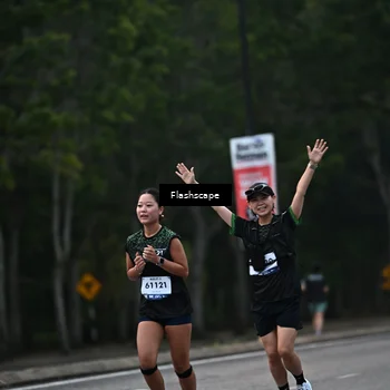 Runner Photo 8308332