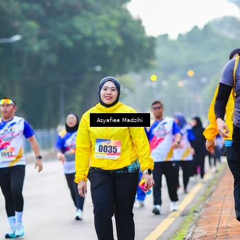 Runner Photo 8308341