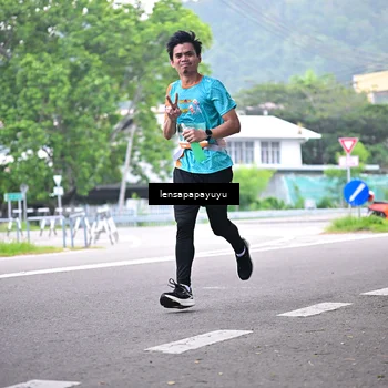 Runner Photo 8308359