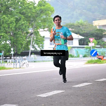 Runner Photo 8308371