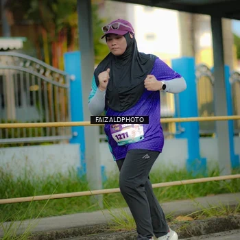 Runner Photo 8308374
