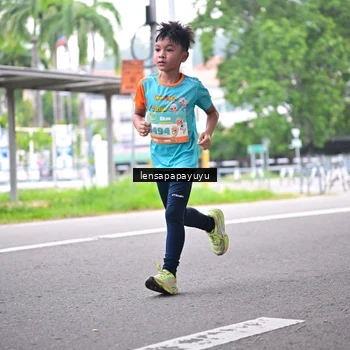Runner Photo 8308412