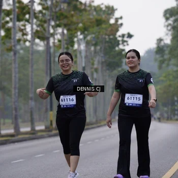 Runner Photo 8308435