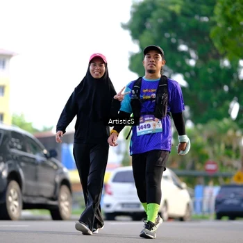 Runner Photo 8308455