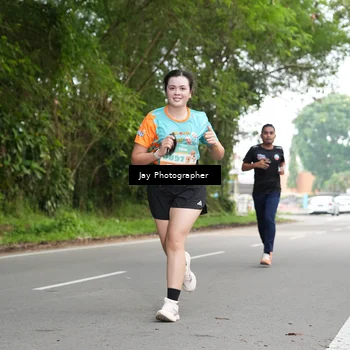 Runner Photo 8308469