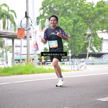 Runner Photo 8308487