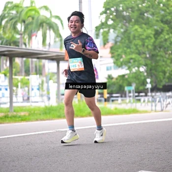 Runner Photo 8308504