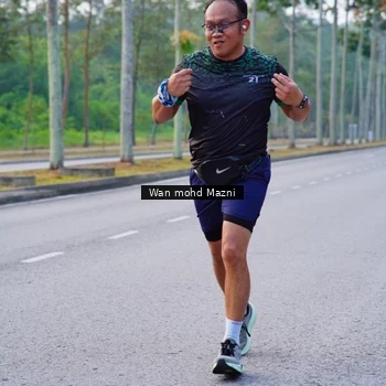 Runner Photo 8308520