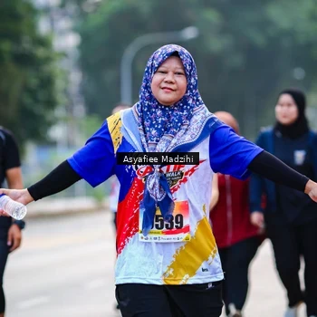 Runner Photo 8308541